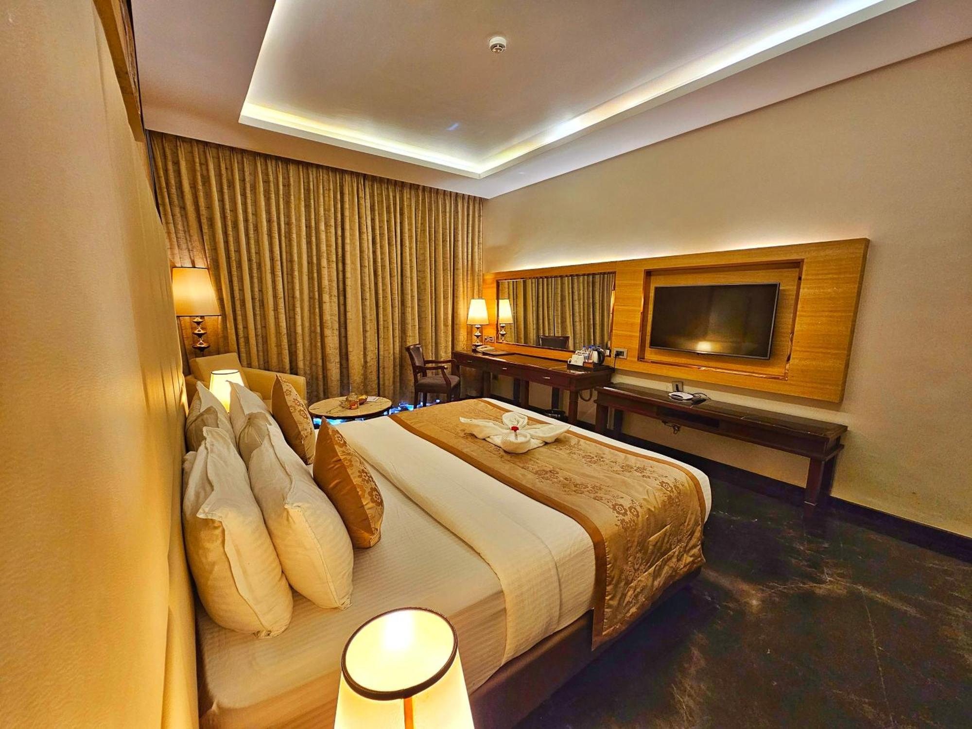 Uva Meridian Bay Resort & Spa Kundapura Exterior foto