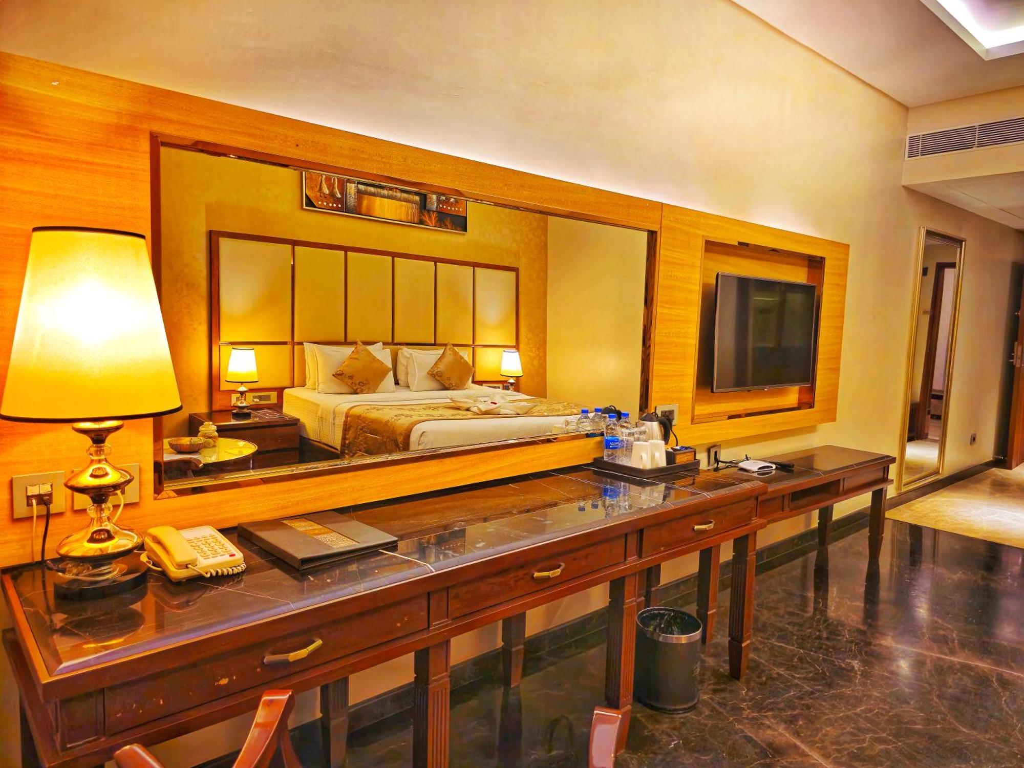 Uva Meridian Bay Resort & Spa Kundapura Exterior foto