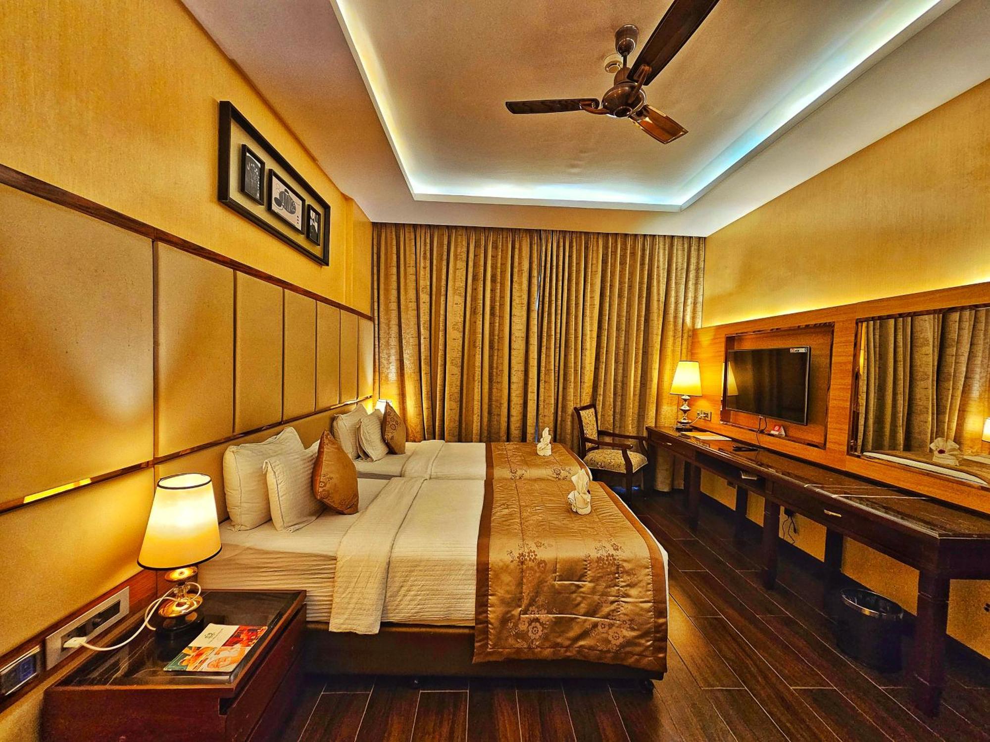 Uva Meridian Bay Resort & Spa Kundapura Exterior foto