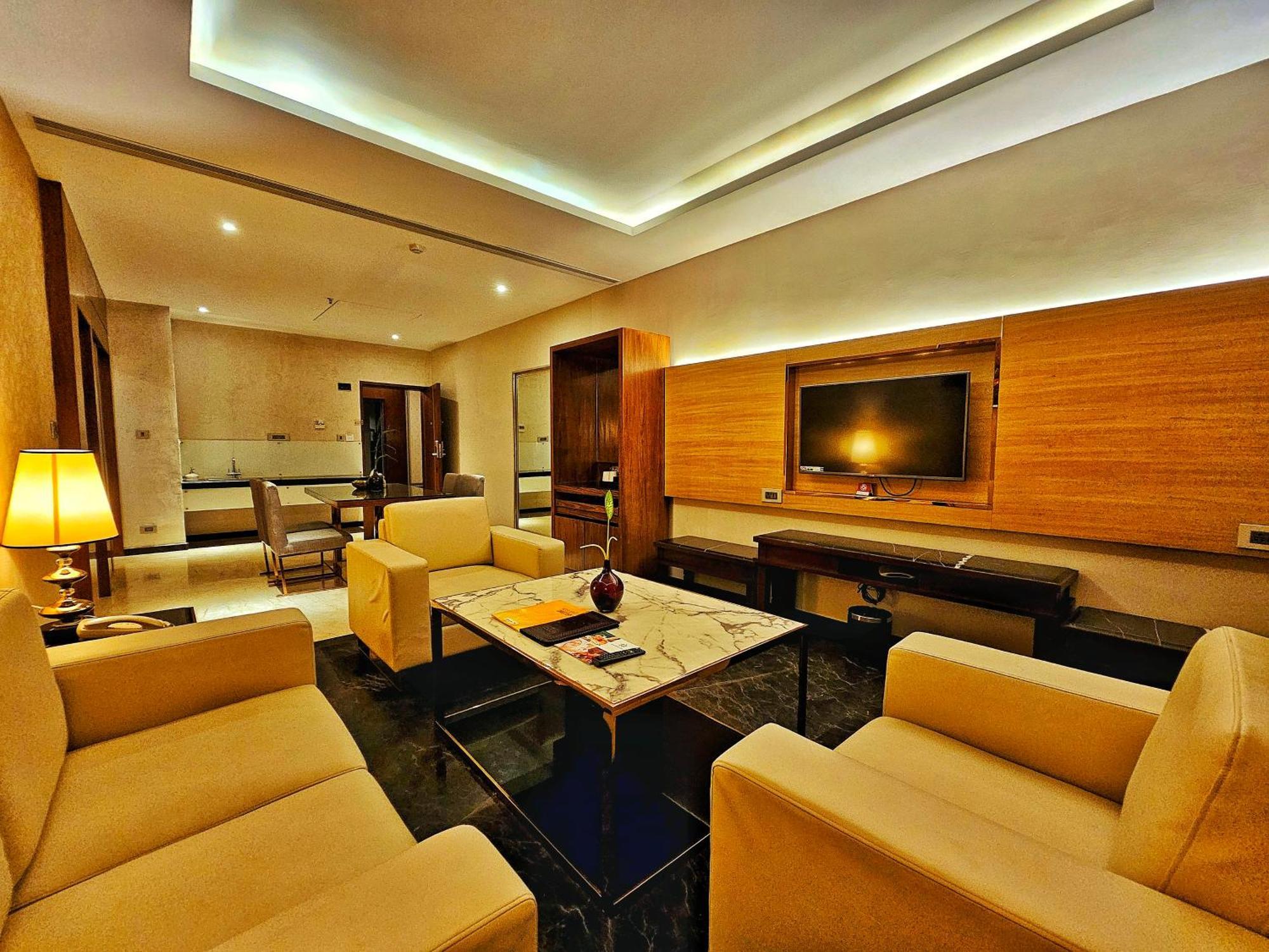 Uva Meridian Bay Resort & Spa Kundapura Exterior foto