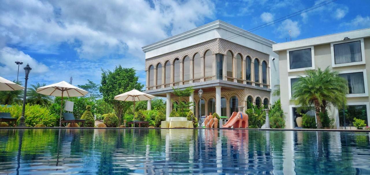 Uva Meridian Bay Resort & Spa Kundapura Exterior foto